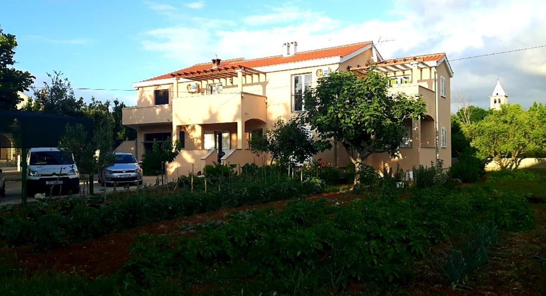 Apartments Ratka Затон Екстер'єр фото