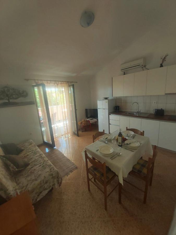 Apartments Ratka Затон Екстер'єр фото