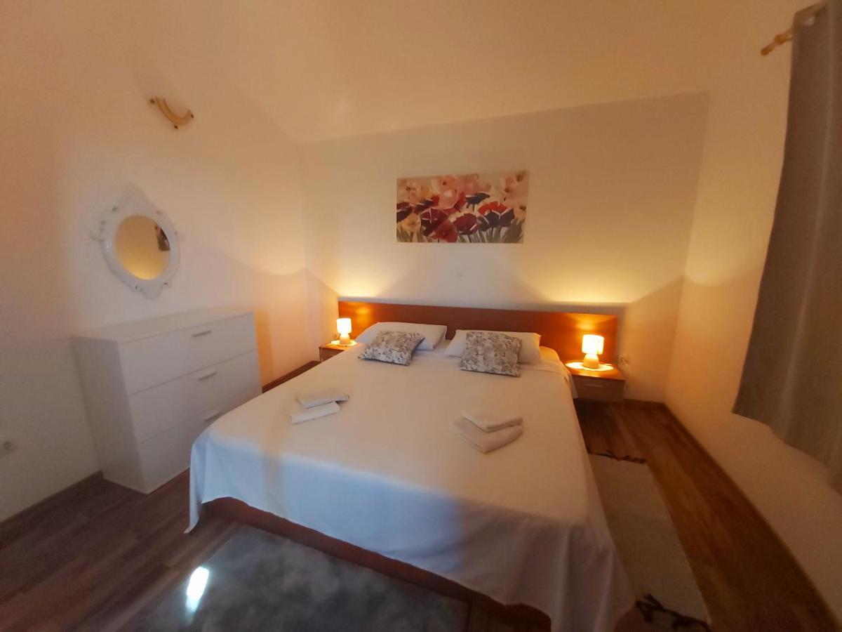 Apartments Ratka Затон Екстер'єр фото