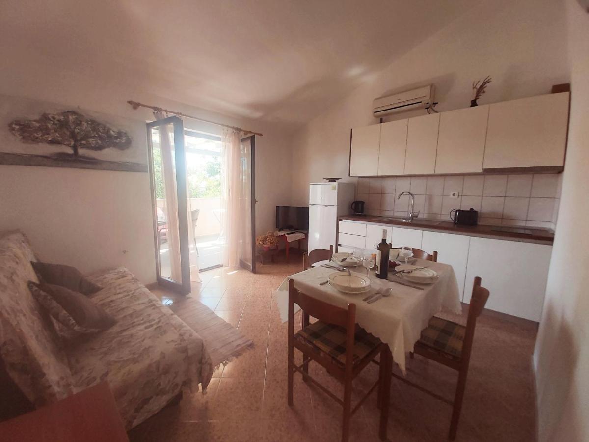 Apartments Ratka Затон Екстер'єр фото